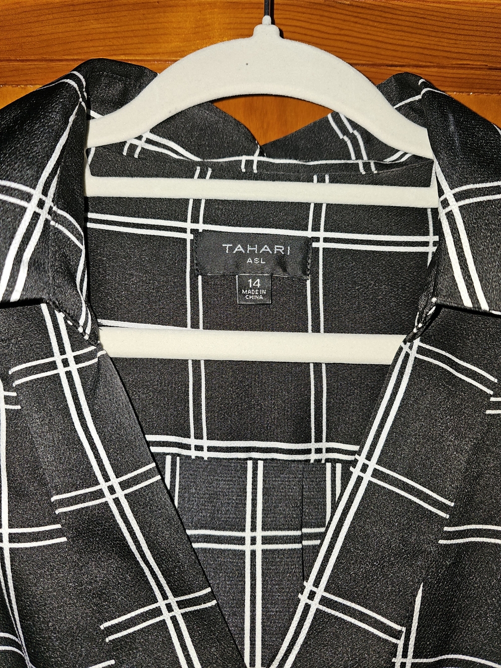 Tahari ASL Black & White Windowpane Wrap Midi Dress 14 NWT - Picture 4 of 8